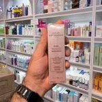 سرم بازسازی‌کننده و جوان‌کننده پوست استادرم Institut Esthederm E.V.E حجم ۳۰ میلی‌لیتر - Image 2